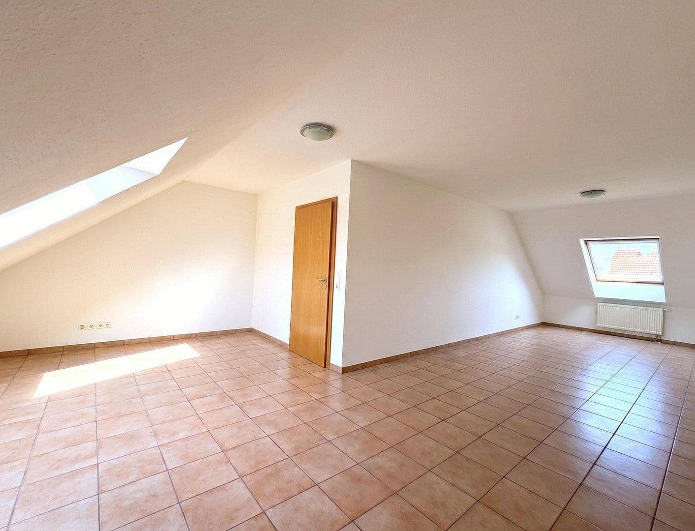 Prodej domu 146 m², pozemek 166 m², Kaiserslautern, Porýní-Falc Prodej domu 146 m², pozemek 166 m², Kaiserslautern, Porýní-Falc