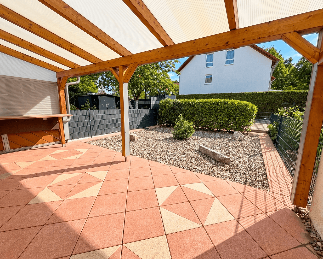 Prodej domu 146 m², pozemek 166 m², Kaiserslautern, Porýní-Falc Prodej domu 146 m², pozemek 166 m², Kaiserslautern, Porýní-Falc