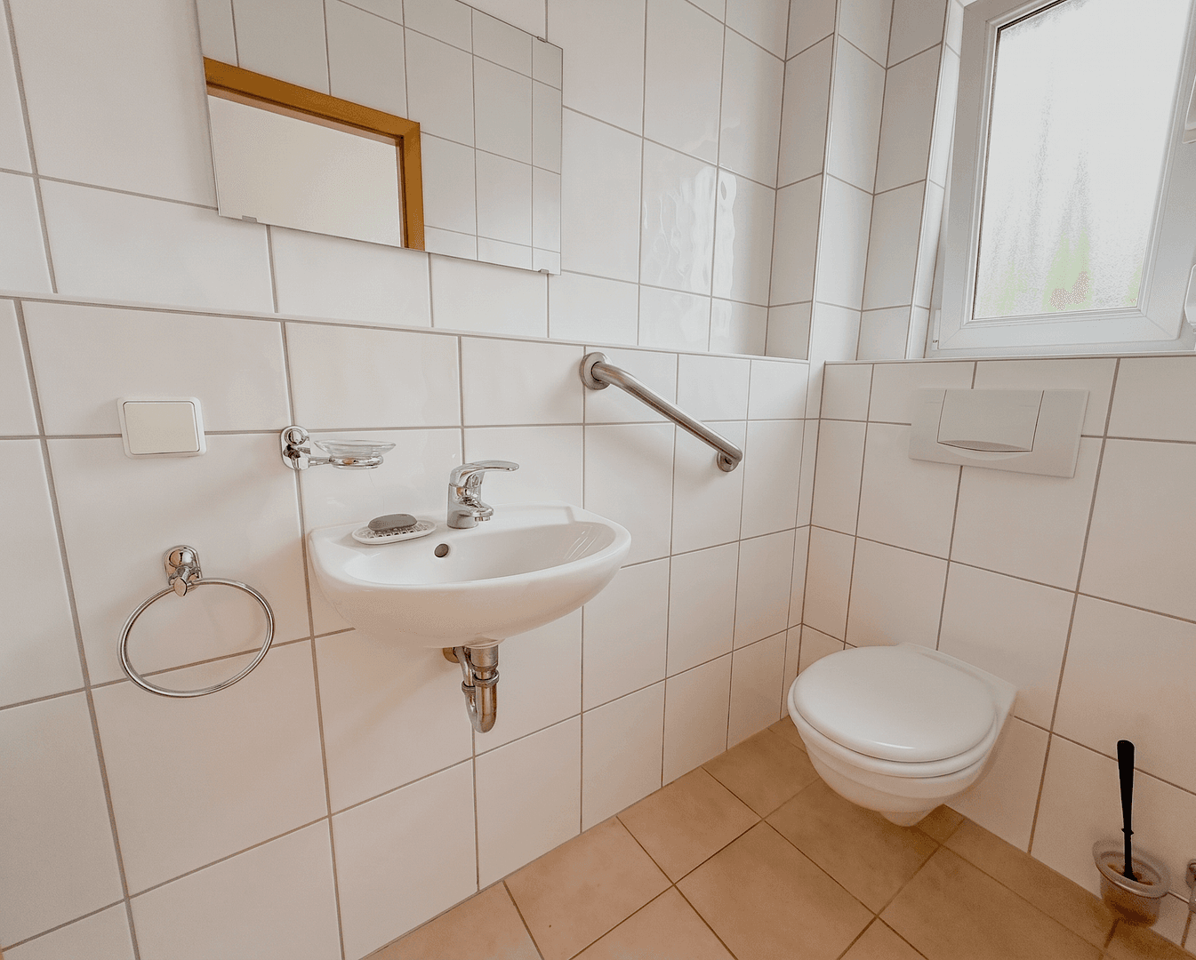 Prodej domu 146 m², pozemek 166 m², Kaiserslautern, Porýní-Falc Prodej domu 146 m², pozemek 166 m², Kaiserslautern, Porýní-Falc