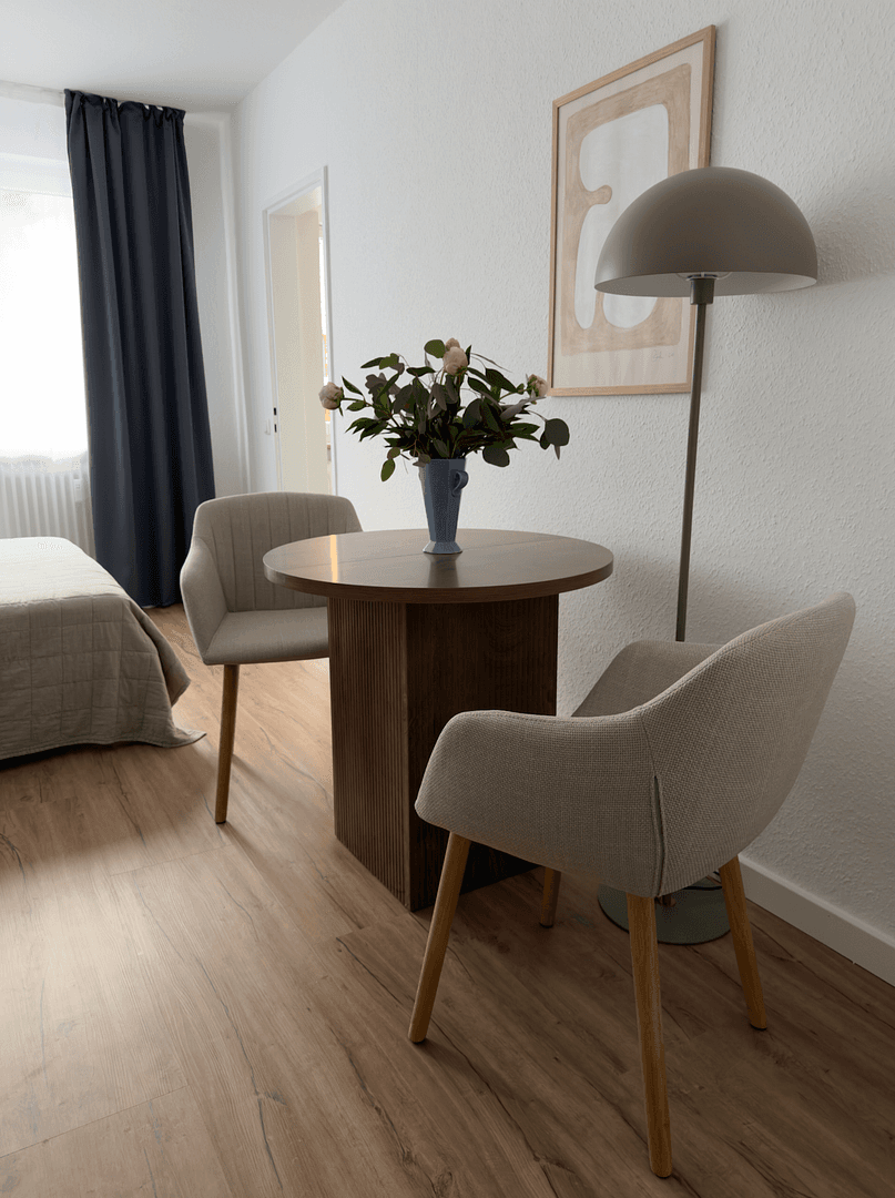 Pronájem bytu 1+1 28 m², Nürnberg, Bavorsko Pronájem bytu 1+1 28 m², Nürnberg, Bavorsko