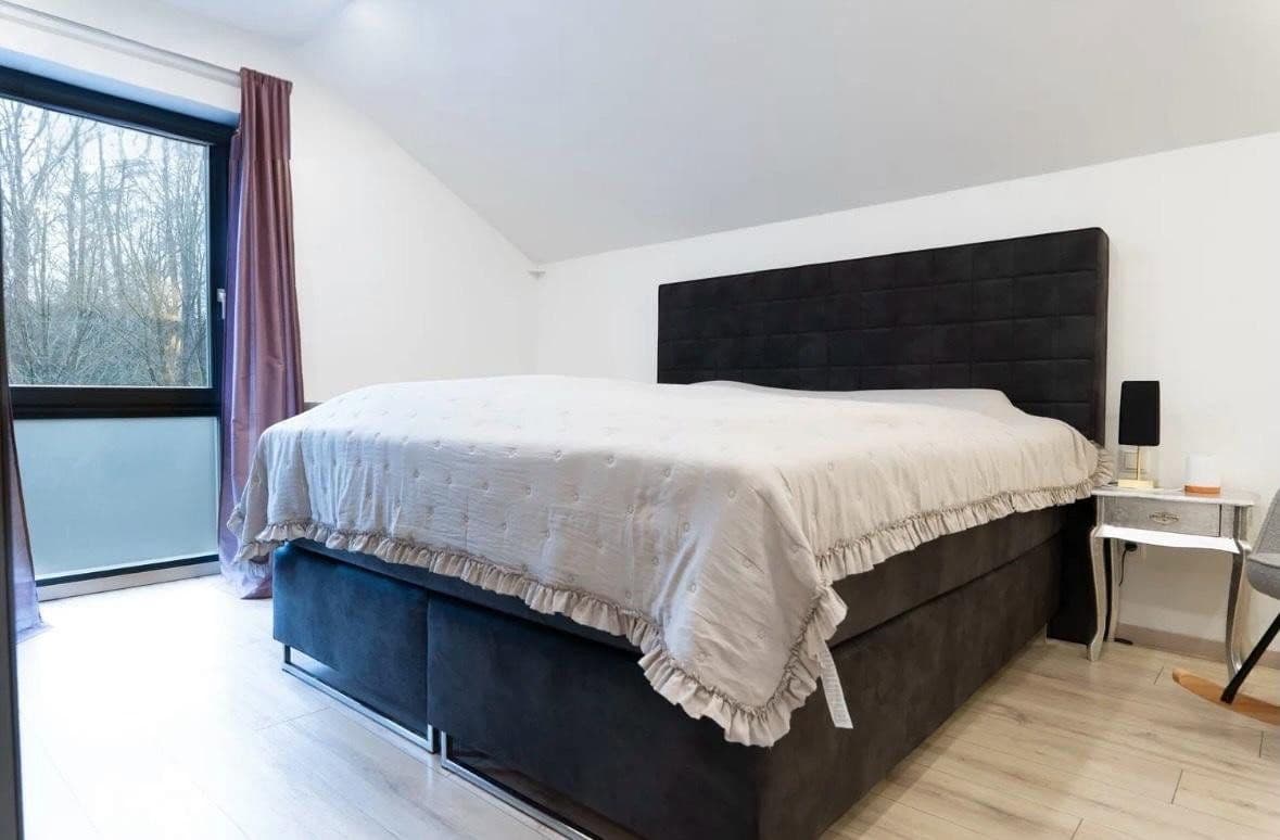 Prodej domu 148 m², pozemek 376 m², Ennepetal, Severní Porýní-Vestfálsko Prodej domu 148 m², pozemek 376 m², Ennepetal, Severní Porýní-Vestfálsko