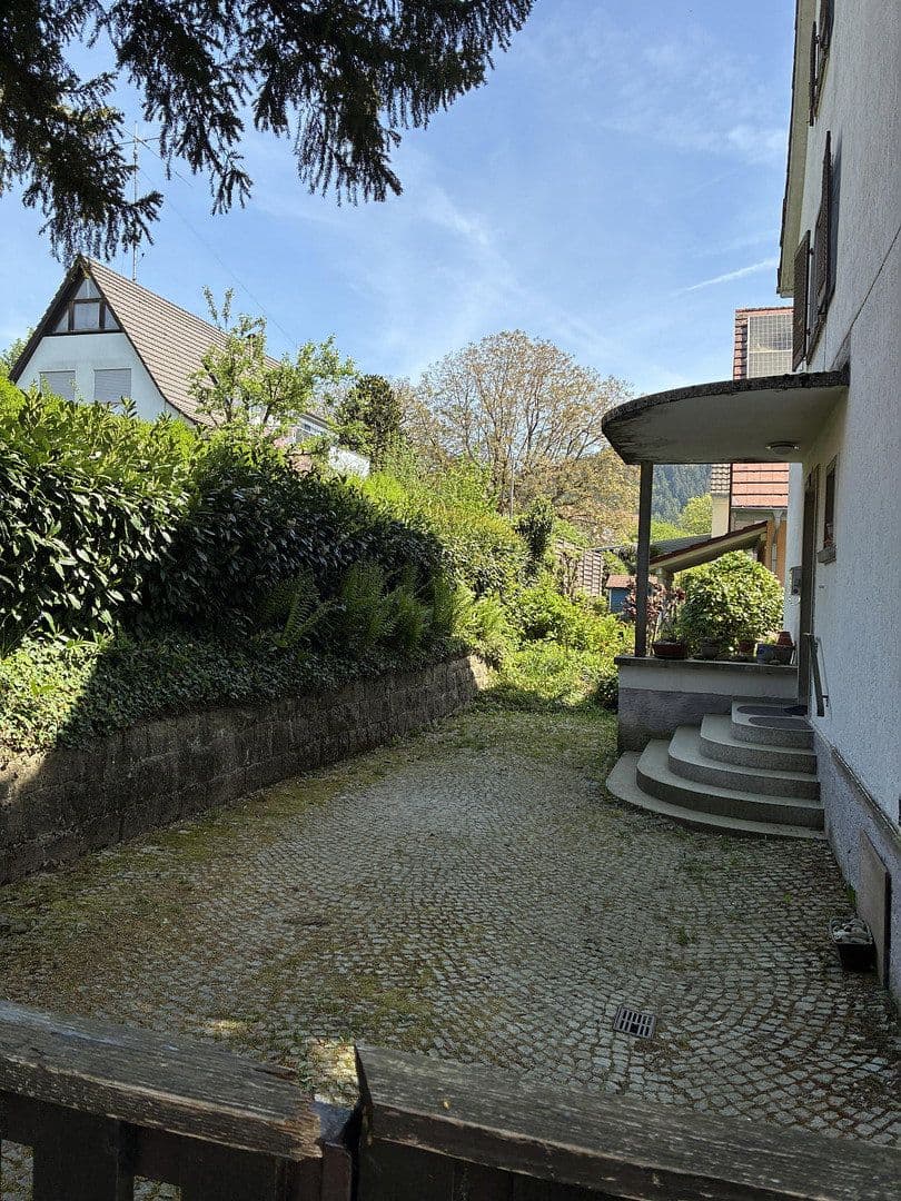 Prodej domu 211 m², pozemek 479 m², Kandern, Bádensko-Württembersko Prodej domu 211 m², pozemek 479 m², Kandern, Bádensko-Württembersko