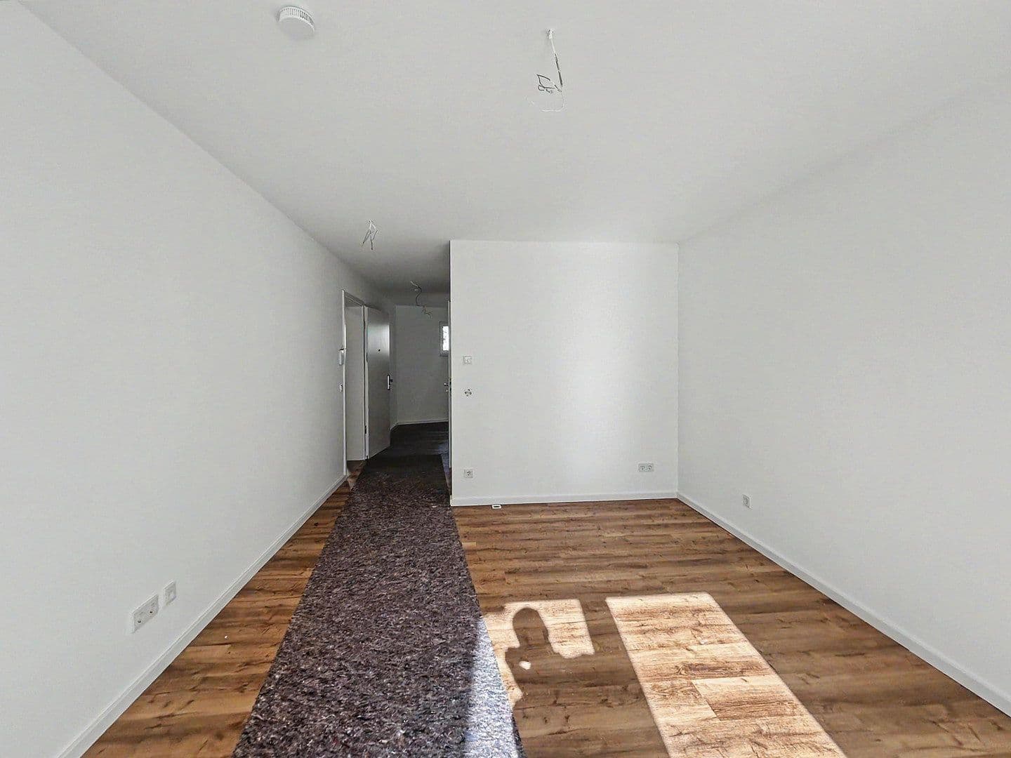 Pronájem bytu 3+1 70 m², Köln, Severní Porýní-Vestfálsko Pronájem bytu 3+1 70 m², Köln, Severní Porýní-Vestfálsko