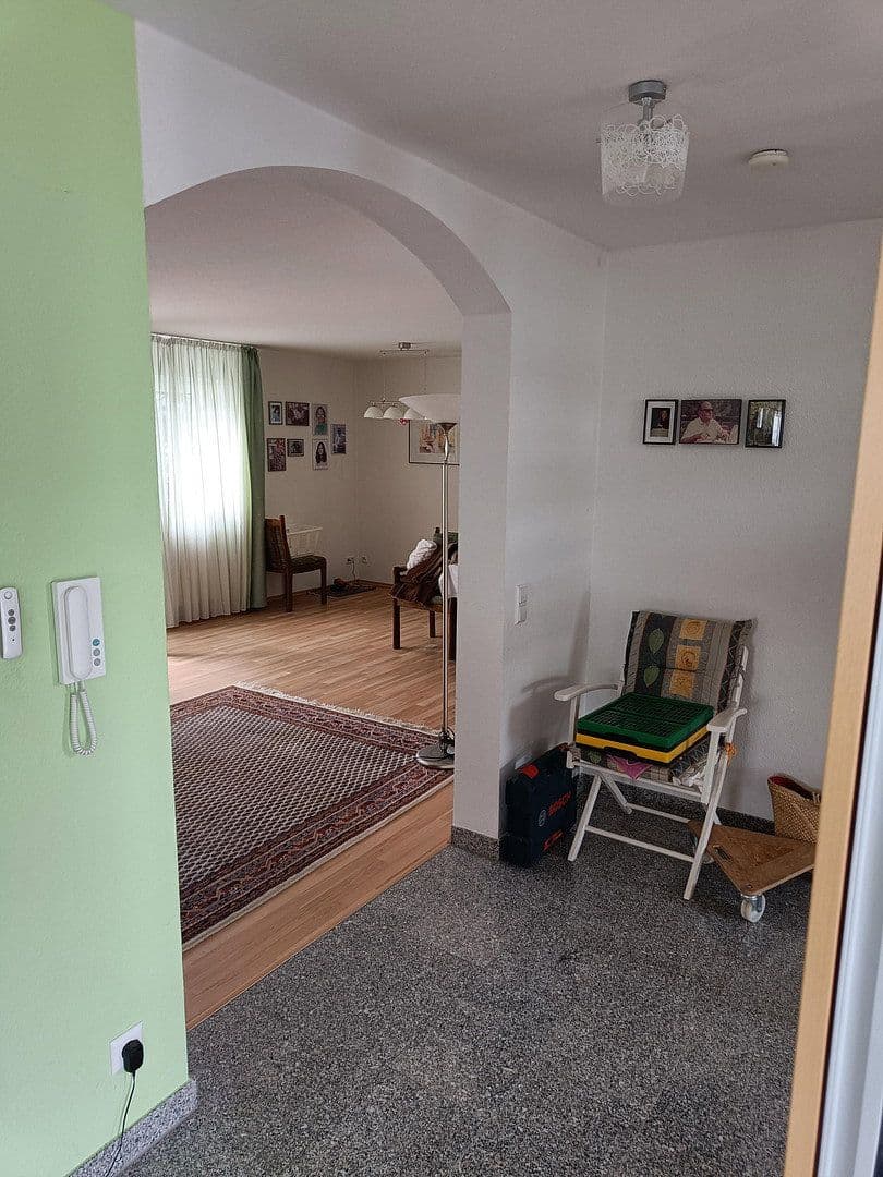 Pronájem domu 127 m², pozemek 475 m², Wiernsheim, Bádensko-Württembersko Pronájem domu 127 m², pozemek 475 m², Wiernsheim, Bádensko-Württembersko