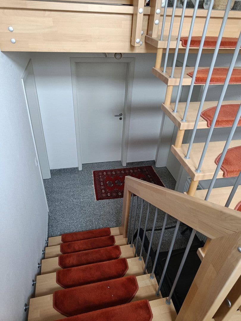 Pronájem domu 127 m², pozemek 475 m², Wiernsheim, Bádensko-Württembersko Pronájem domu 127 m², pozemek 475 m², Wiernsheim, Bádensko-Württembersko