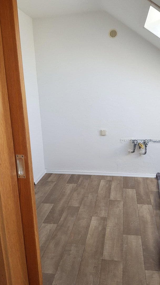 Pronájem bytu 4+1 98 m², Herzogenaurach, Bavorsko Pronájem bytu 4+1 98 m², Herzogenaurach, Bavorsko