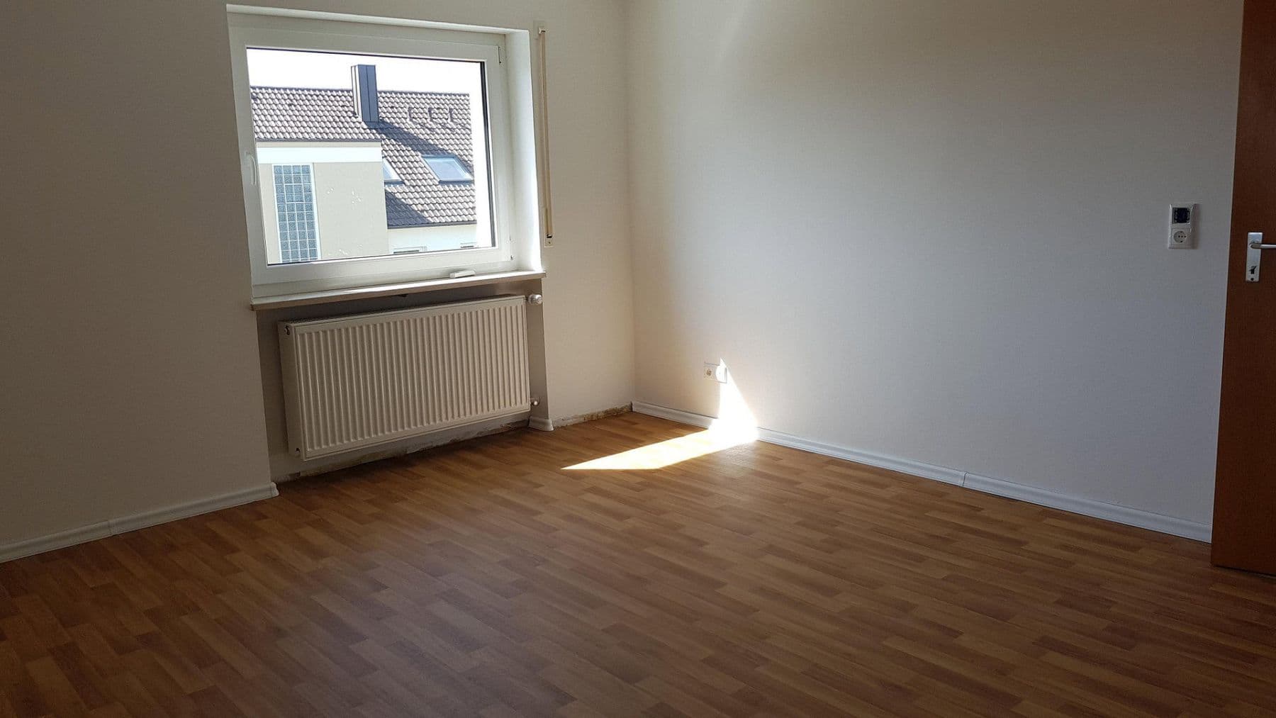 Pronájem bytu 4+1 98 m², Herzogenaurach, Bavorsko Pronájem bytu 4+1 98 m², Herzogenaurach, Bavorsko
