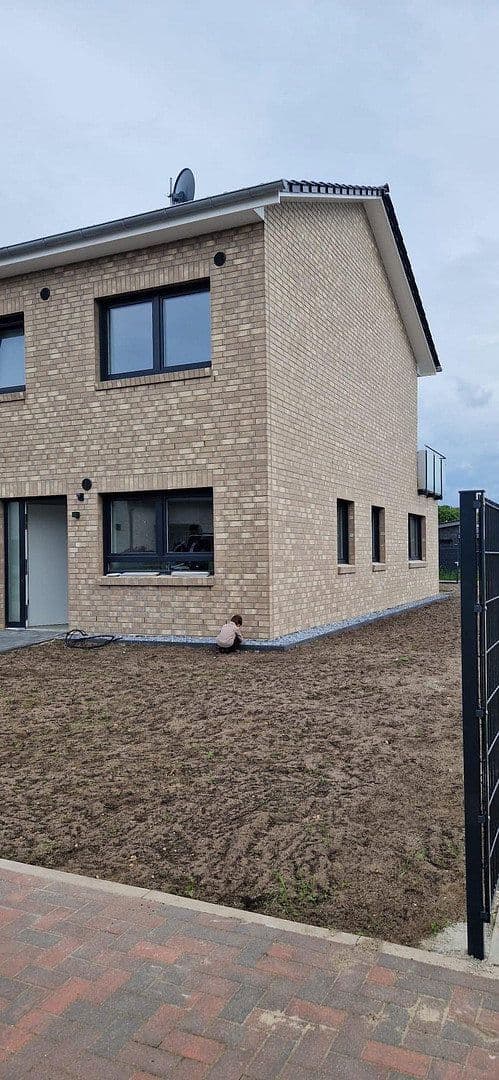 Pronájem domu 124 m², pozemek 220 m², Trensenweg 10, Verden (Aller), Dolní Sasko Pronájem domu 124 m², pozemek 220 m², Trensenweg 10, Verden (Aller), Dolní Sasko