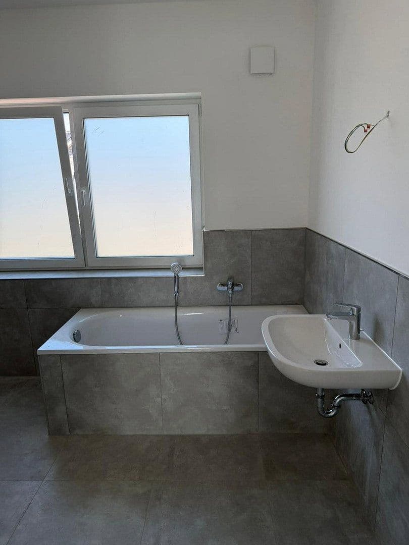 Pronájem domu 124 m², pozemek 220 m², Trensenweg 10, Verden (Aller), Dolní Sasko Pronájem domu 124 m², pozemek 220 m², Trensenweg 10, Verden (Aller), Dolní Sasko