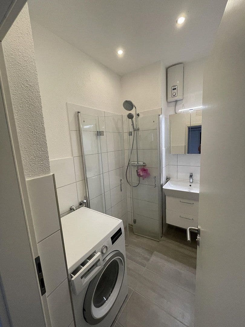 Pronájem bytu 17 m², Wiederholdstr. 10, Stuttgart, Bádensko-Württembersko Pronájem bytu 17 m², Wiederholdstr. 10, Stuttgart, Bádensko-Württembersko