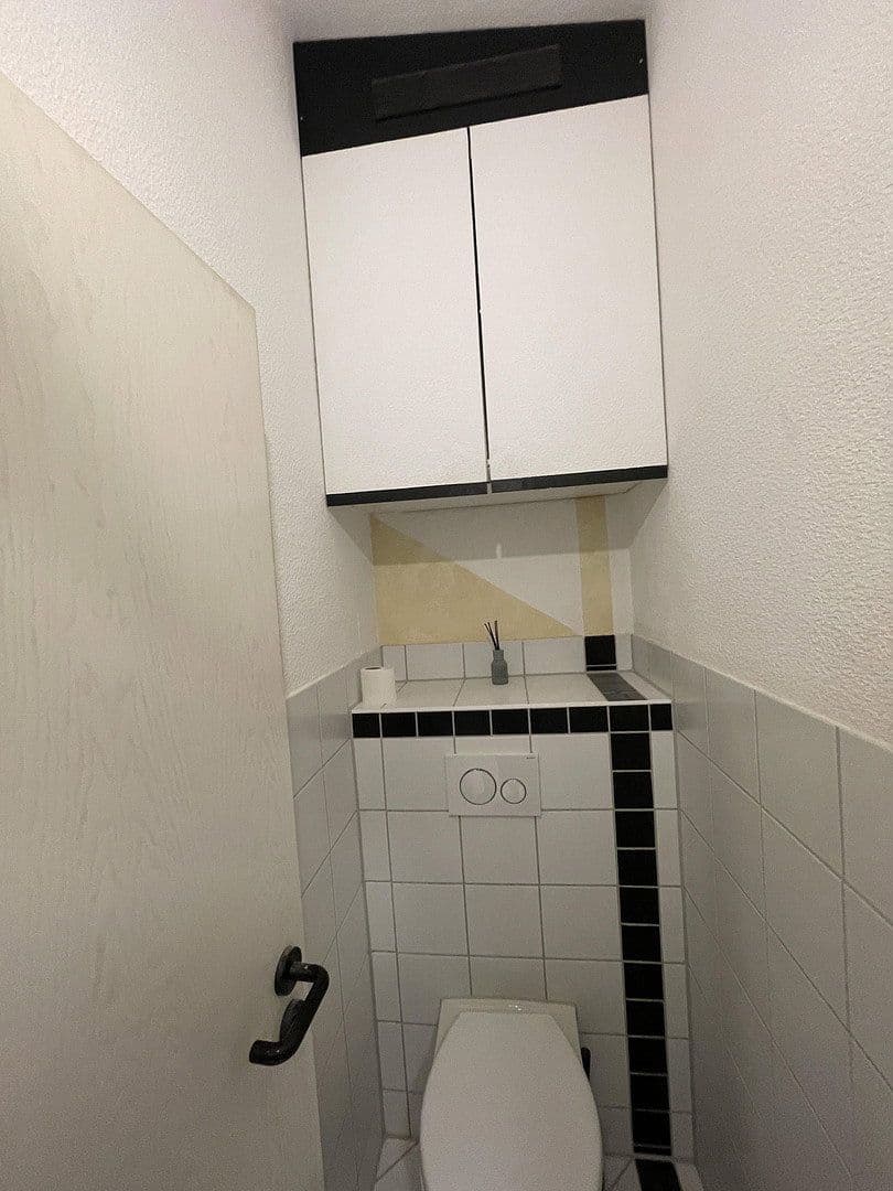 Pronájem bytu 17 m², Wiederholdstr. 10, Stuttgart, Bádensko-Württembersko Pronájem bytu 17 m², Wiederholdstr. 10, Stuttgart, Bádensko-Württembersko