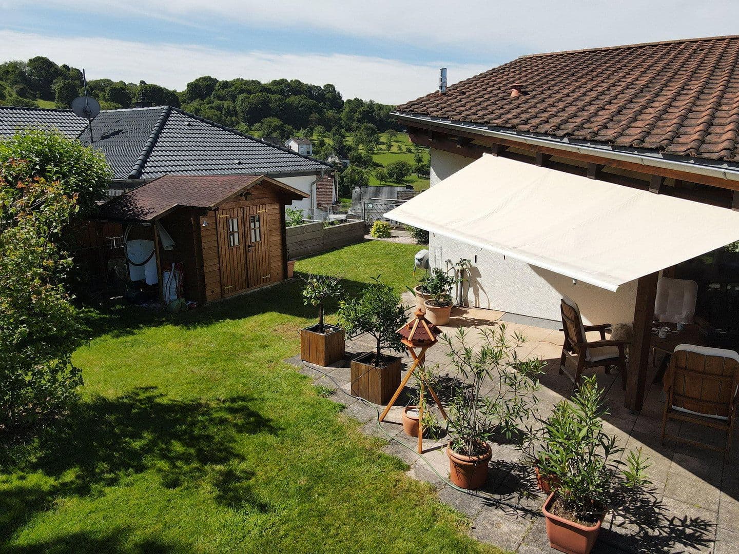 Prodej domu 181 m², pozemek 617 m², Hangstraße 18, Nünschweiler, Porýní-Falc Prodej domu 181 m², pozemek 617 m², Hangstraße 18, Nünschweiler, Porýní-Falc