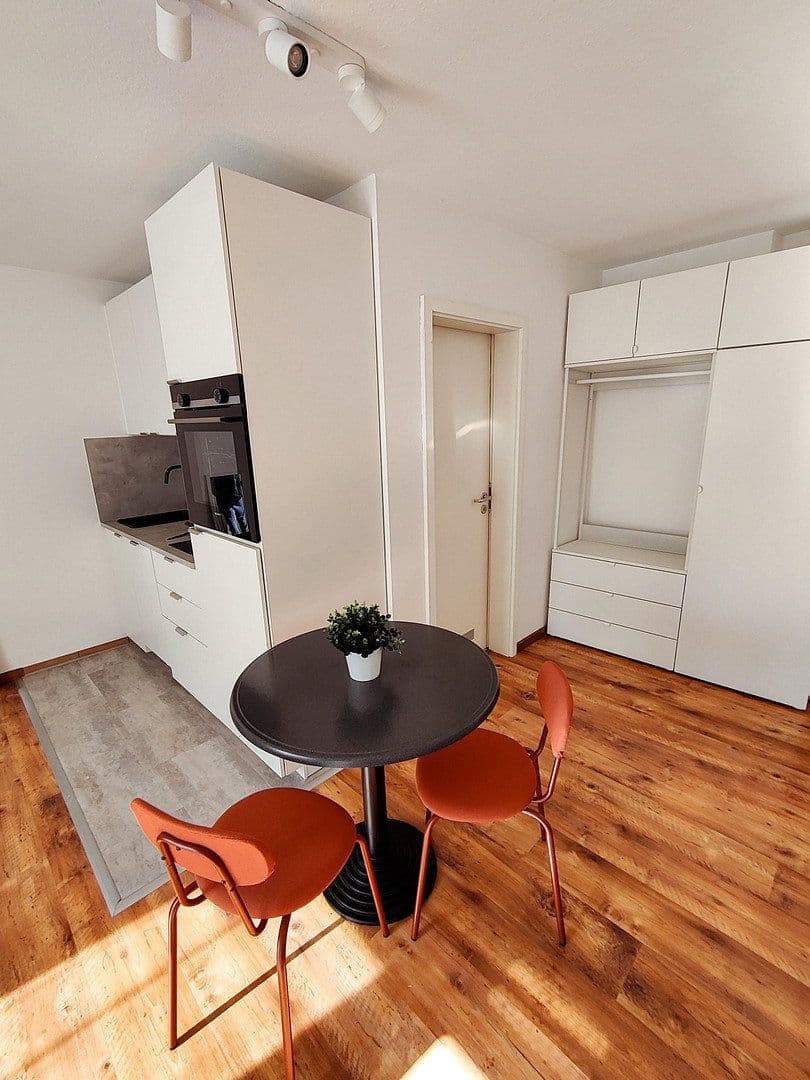 Pronájem bytu 1+1 27 m², Schnieglinger Str 276, Nürnberg, Bavorsko Pronájem bytu 1+1 27 m², Schnieglinger Str 276, Nürnberg, Bavorsko