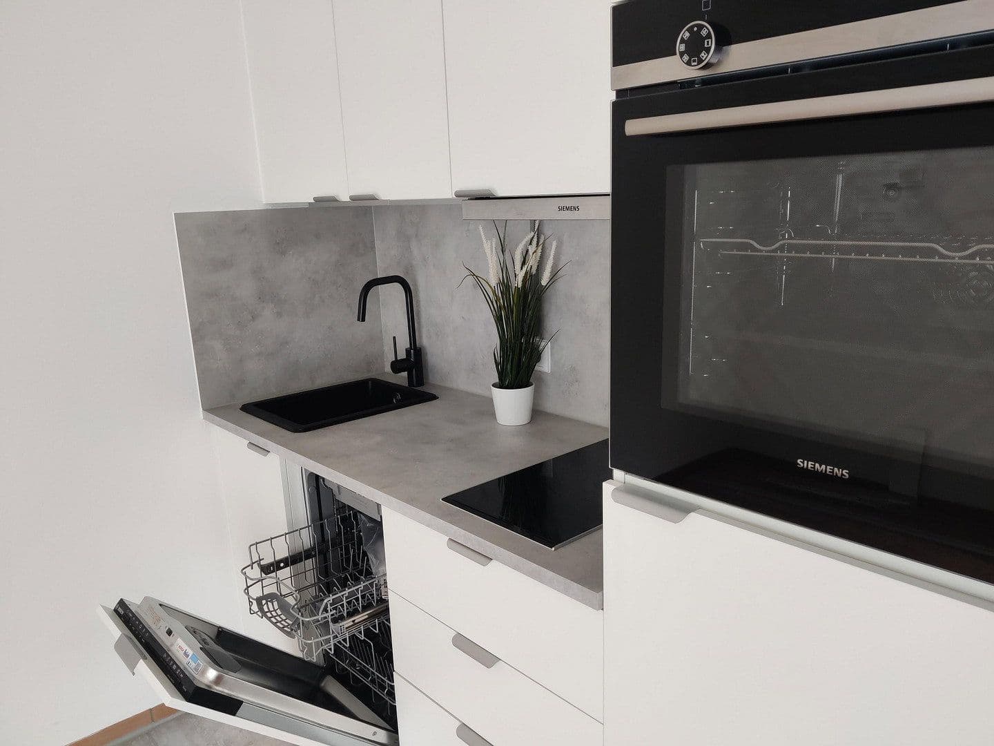 Pronájem bytu 1+1 27 m², Schnieglinger Str 276, Nürnberg, Bavorsko Pronájem bytu 1+1 27 m², Schnieglinger Str 276, Nürnberg, Bavorsko