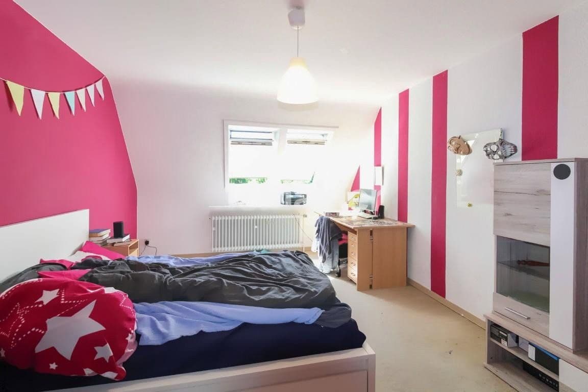 Pronájem domu 212 m², pozemek 1.500 m², Suderburg, Dolní Sasko Pronájem domu 212 m², pozemek 1.500 m², Suderburg, Dolní Sasko