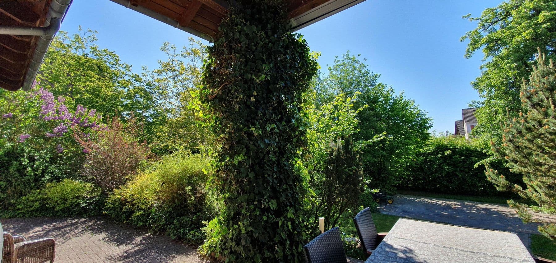 Prodej domu 270 m², pozemek 1.648 m², Hermersberg, Porýní-Falc Prodej domu 270 m², pozemek 1.648 m², Hermersberg, Porýní-Falc