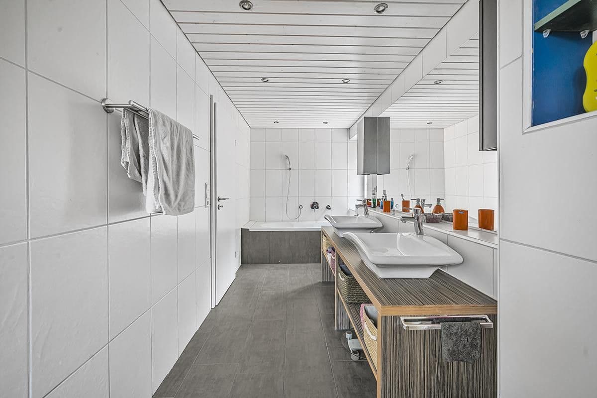 Prodej domu 270 m², pozemek 9.241 m², Stühlingen, Bádensko-Württembersko Prodej domu 270 m², pozemek 9.241 m², Stühlingen, Bádensko-Württembersko