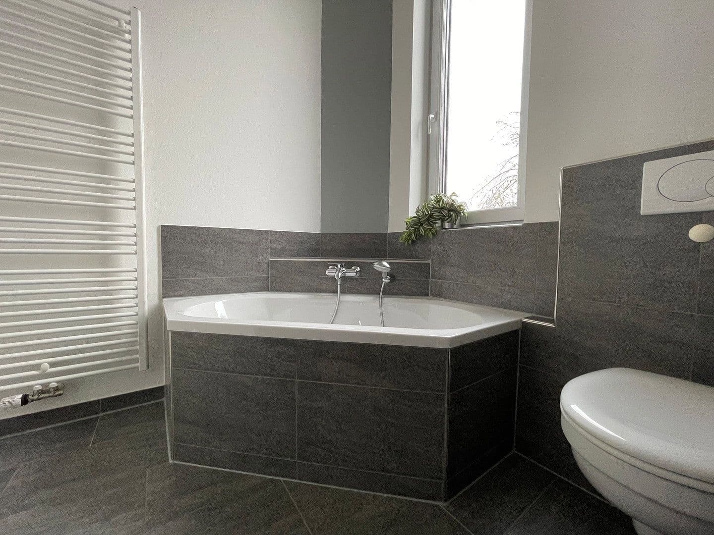 Prodej domu 149 m², pozemek 284 m², Landsberied, Bavorsko Prodej domu 149 m², pozemek 284 m², Landsberied, Bavorsko