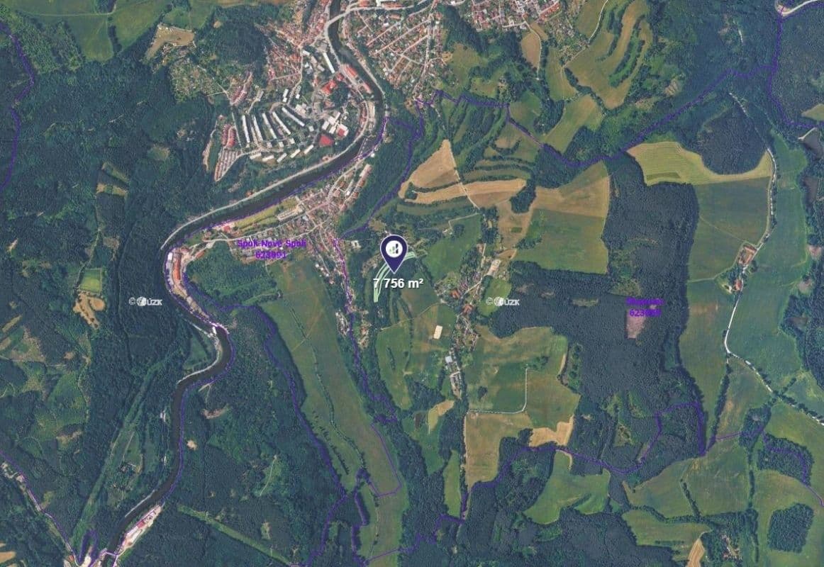 Prodej pozemku 7.756 m², Český Krumlov, Jihočeský kraj Prodej pozemku 7.756 m², Český Krumlov, Jihočeský kraj