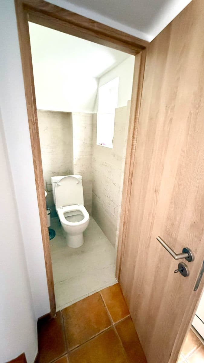 Pronájem domu 206 m², pozemek 409 m², Zborovská, Ústí nad Orlicí, Pardubický kraj Pronájem domu 206 m², pozemek 409 m², Zborovská, Ústí nad Orlicí, Pardubický kraj