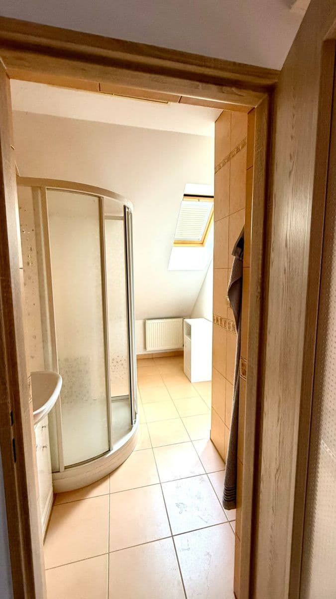 Pronájem domu 206 m², pozemek 409 m², Zborovská, Ústí nad Orlicí, Pardubický kraj Pronájem domu 206 m², pozemek 409 m², Zborovská, Ústí nad Orlicí, Pardubický kraj