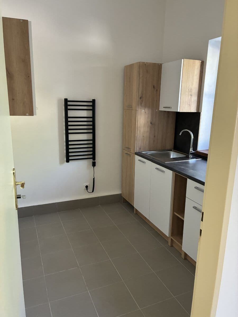 Pronájem bytu 2+1 52 m², Postupice, Středočeský kraj Pronájem bytu 2+1 52 m², Postupice, Středočeský kraj