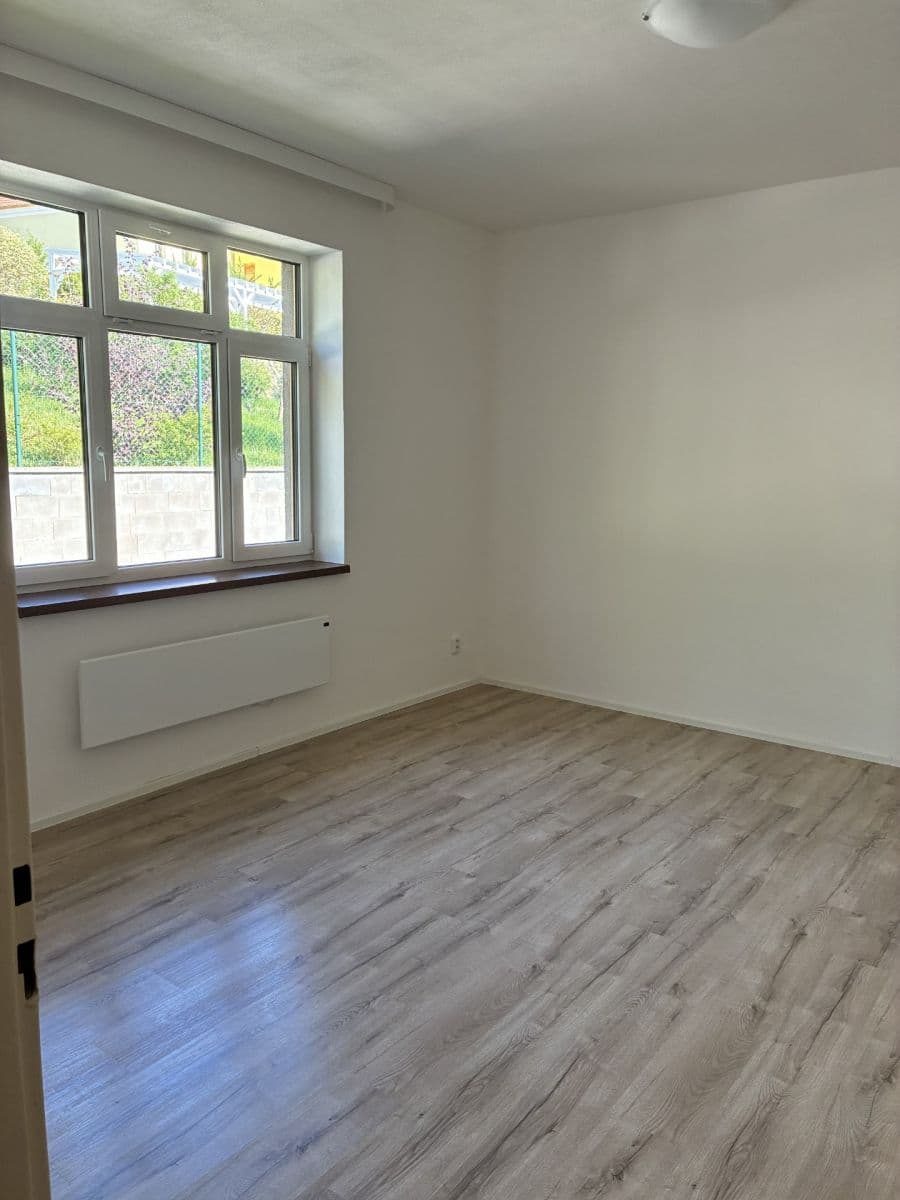 Pronájem bytu 2+kk 44 m², Postupice, Středočeský kraj Pronájem bytu 2+kk 44 m², Postupice, Středočeský kraj