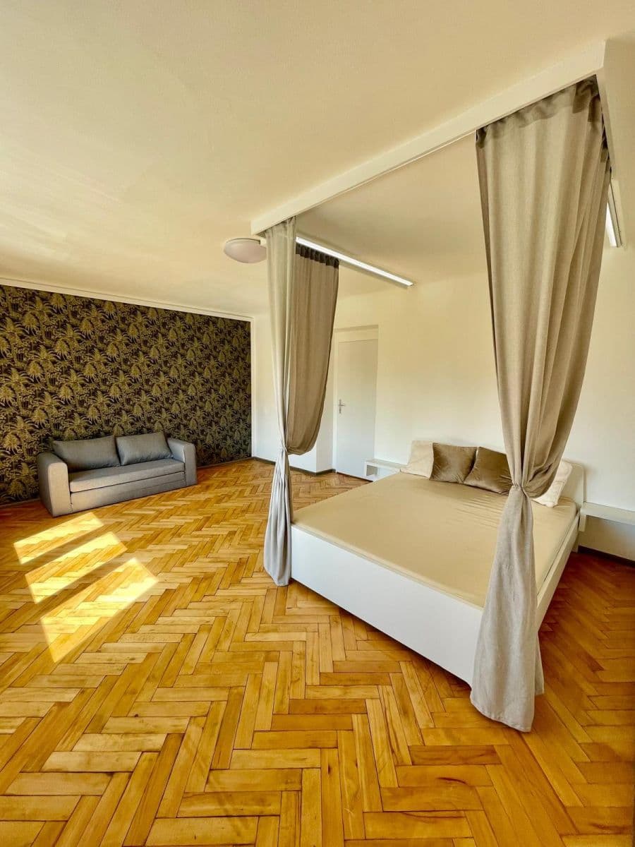 Pronájem bytu 1+1 54 m², Na Libuši, Bechyně, Jihočeský kraj Pronájem bytu 1+1 54 m², Na Libuši, Bechyně, Jihočeský kraj