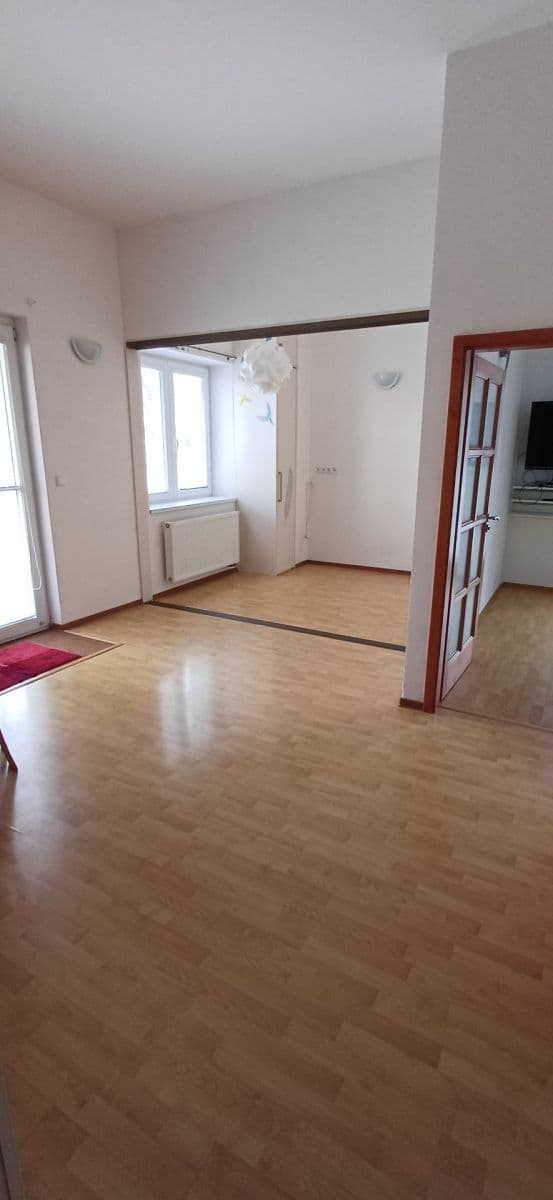 Pronájem bytu 2+kk 65 m², Jana Morávka, Jílové u Prahy, Středočeský kraj Pronájem bytu 2+kk 65 m², Jana Morávka, Jílové u Prahy, Středočeský kraj
