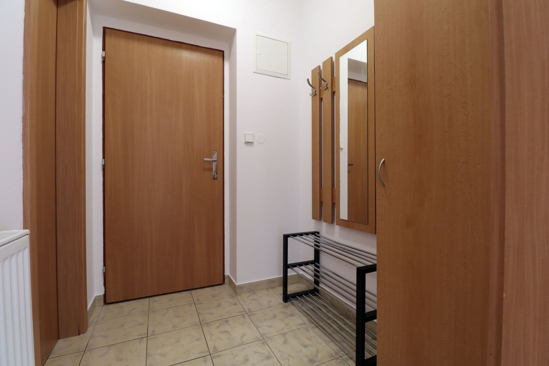 Pronájem bytu 2+kk 54 m², Revoluční, Šestajovice, Středočeský kraj Pronájem bytu 2+kk 54 m², Revoluční, Šestajovice, Středočeský kraj