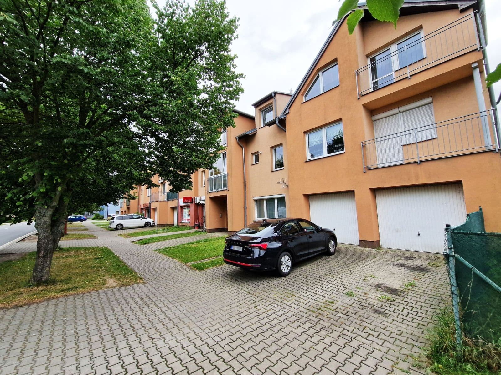 Pronájem bytu 2+kk 54 m², Revoluční, Šestajovice, Středočeský kraj Pronájem bytu 2+kk 54 m², Revoluční, Šestajovice, Středočeský kraj