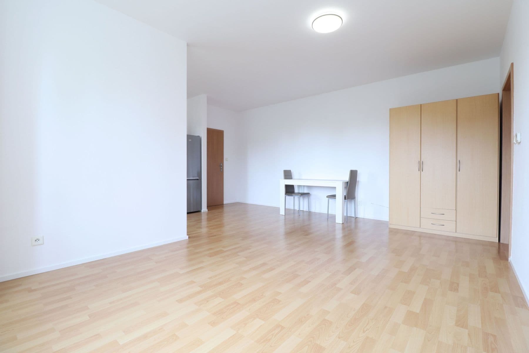 Pronájem bytu 2+kk 54 m², Revoluční, Šestajovice, Středočeský kraj Pronájem bytu 2+kk 54 m², Revoluční, Šestajovice, Středočeský kraj
