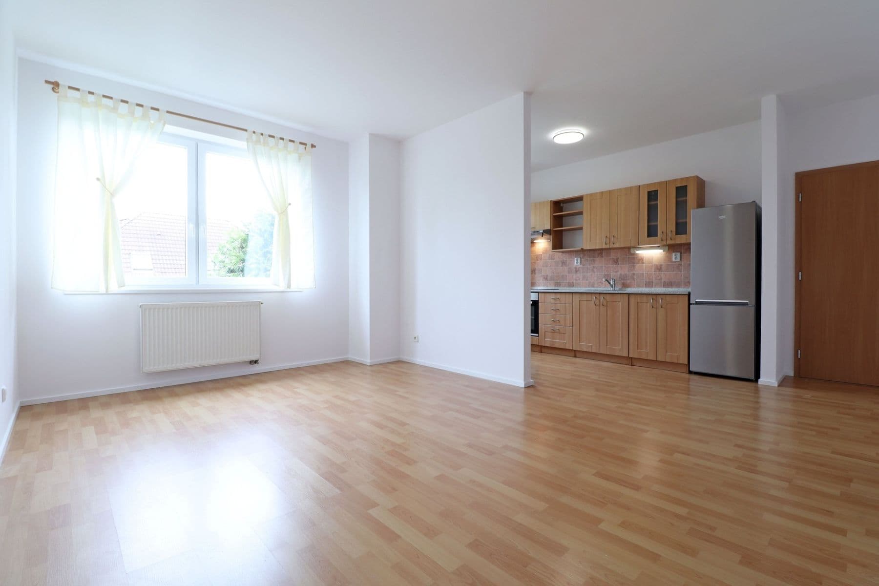 Pronájem bytu 2+kk 54 m², Revoluční, Šestajovice, Středočeský kraj Pronájem bytu 2+kk 54 m², Revoluční, Šestajovice, Středočeský kraj