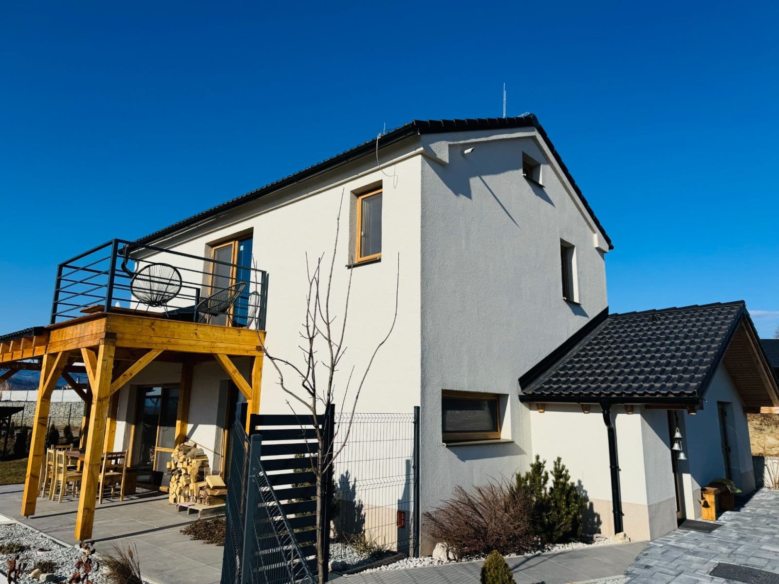 Prodej domu 121 m², pozemek 1.317 m², Kriváň, Brezno, Banskobystrický kraj Prodej domu 121 m², pozemek 1.317 m², Kriváň, Brezno, Banskobystrický kraj