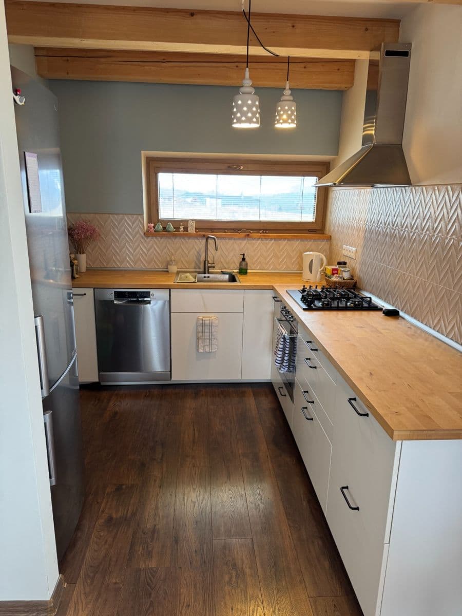 Prodej domu 121 m², pozemek 1.317 m², Kriváň, Brezno, Banskobystrický kraj Prodej domu 121 m², pozemek 1.317 m², Kriváň, Brezno, Banskobystrický kraj