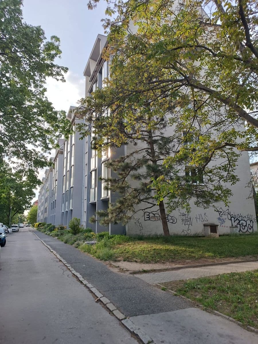 Prodej bytu 2+1 58 m², Souběžná, Brno, Jihomoravský kraj Prodej bytu 2+1 58 m², Souběžná, Brno, Jihomoravský kraj
