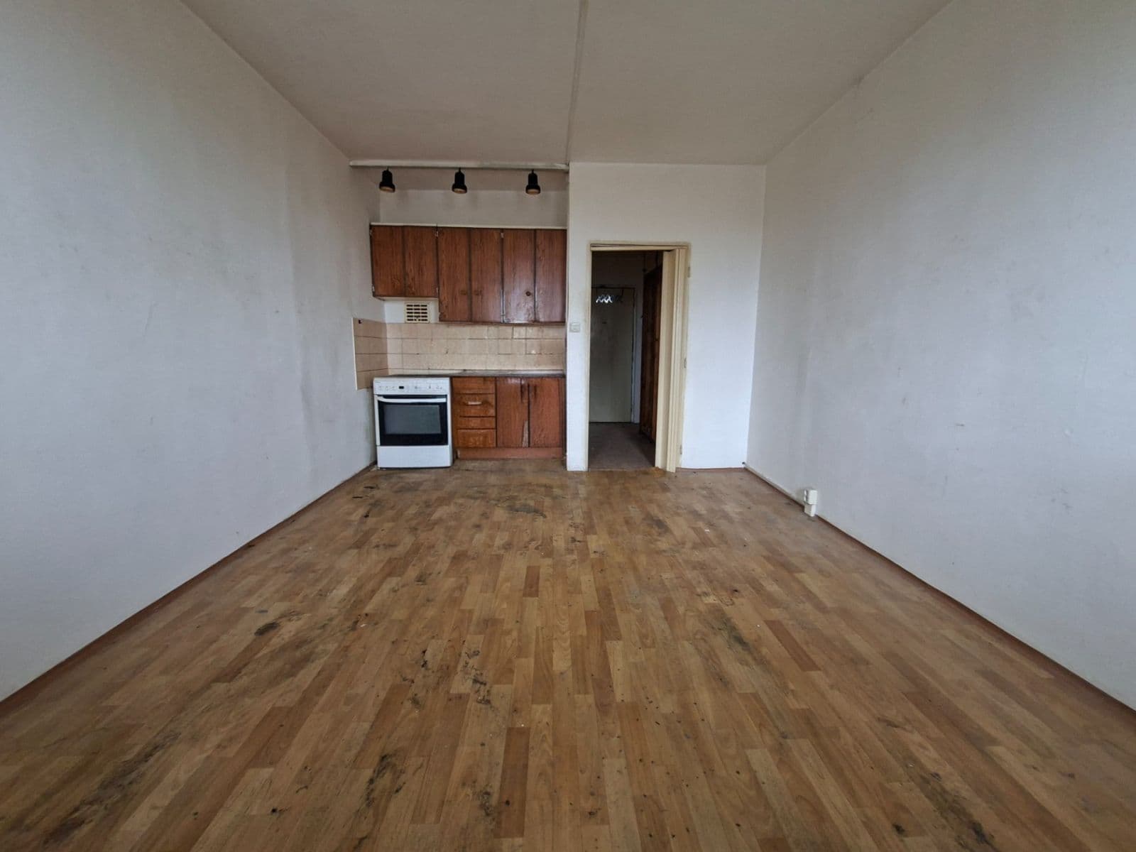 Prodej bytu 1+kk 24 m², Káranská, Praha, Praha Prodej bytu 1+kk 24 m², Káranská, Praha, Praha