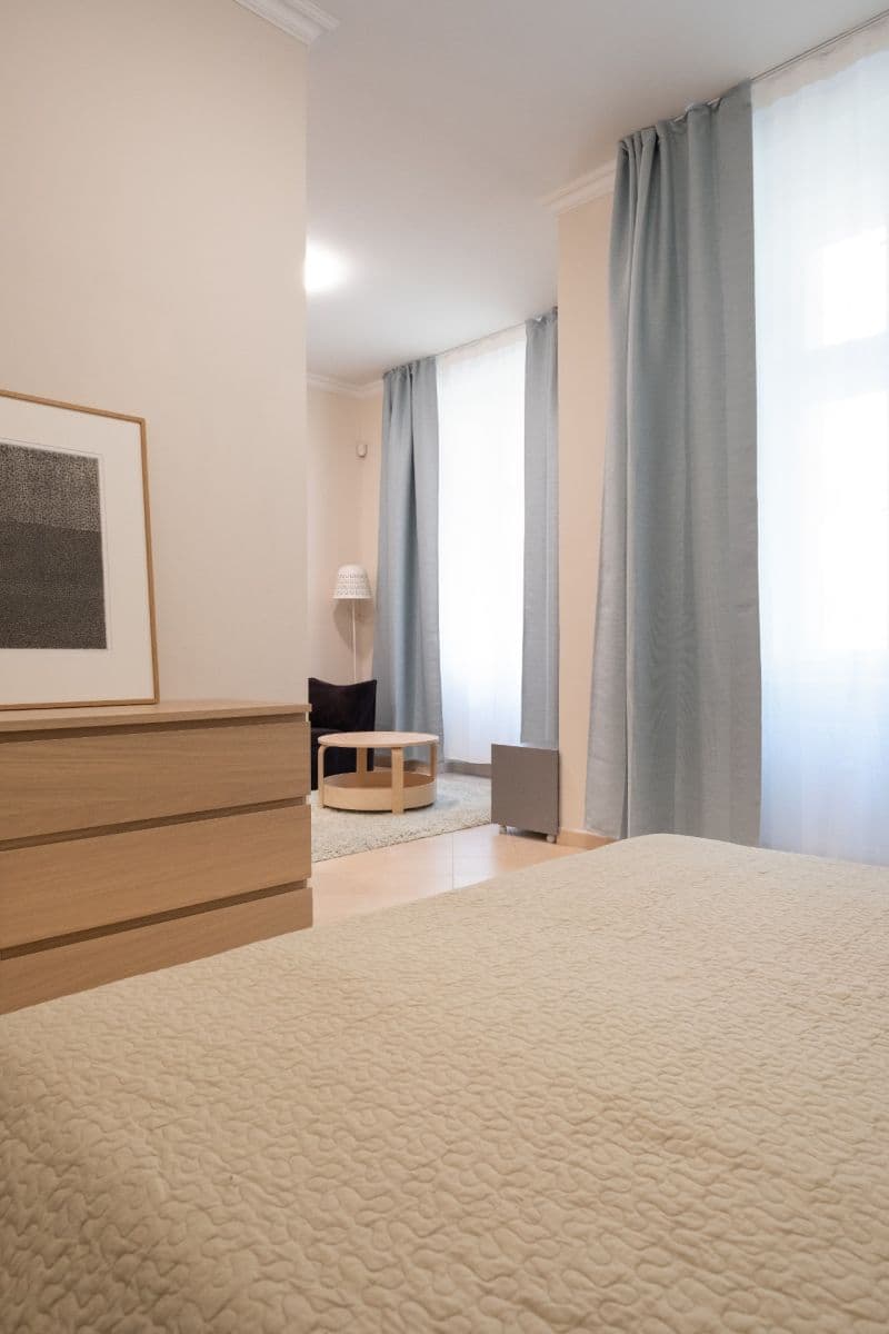 Pronájem bytu 1+kk 38 m², Křižíkova, Praha, Praha Pronájem bytu 1+kk 38 m², Křižíkova, Praha, Praha