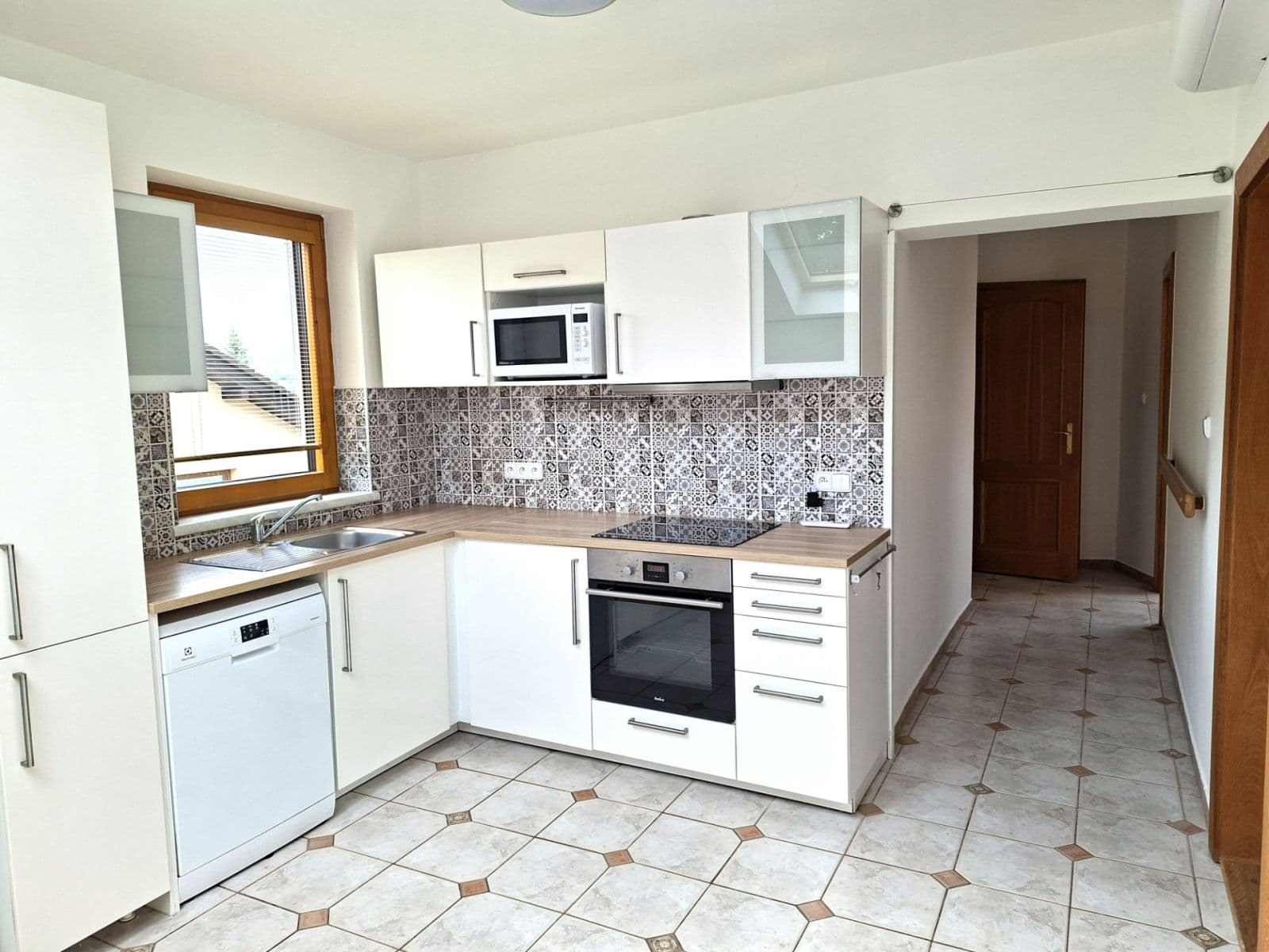 Pronájem bytu 2+1 69 m², Havláskova, Brno, Jihomoravský kraj Pronájem bytu 2+1 69 m², Havláskova, Brno, Jihomoravský kraj
