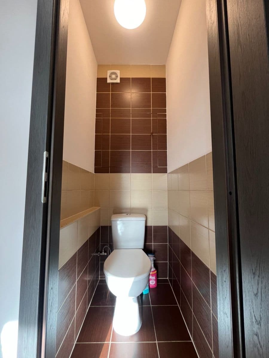 Pronájem bytu 3+1 75 m², Dlouhá, Česká Lípa, Liberecký kraj Pronájem bytu 3+1 75 m², Dlouhá, Česká Lípa, Liberecký kraj