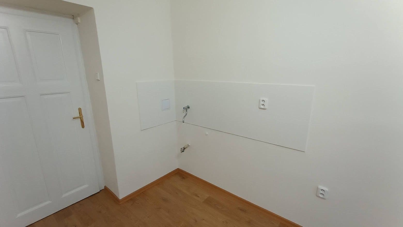 Pronájem bytu 1+kk 15 m², Rostovská, Praha, Praha Pronájem bytu 1+kk 15 m², Rostovská, Praha, Praha