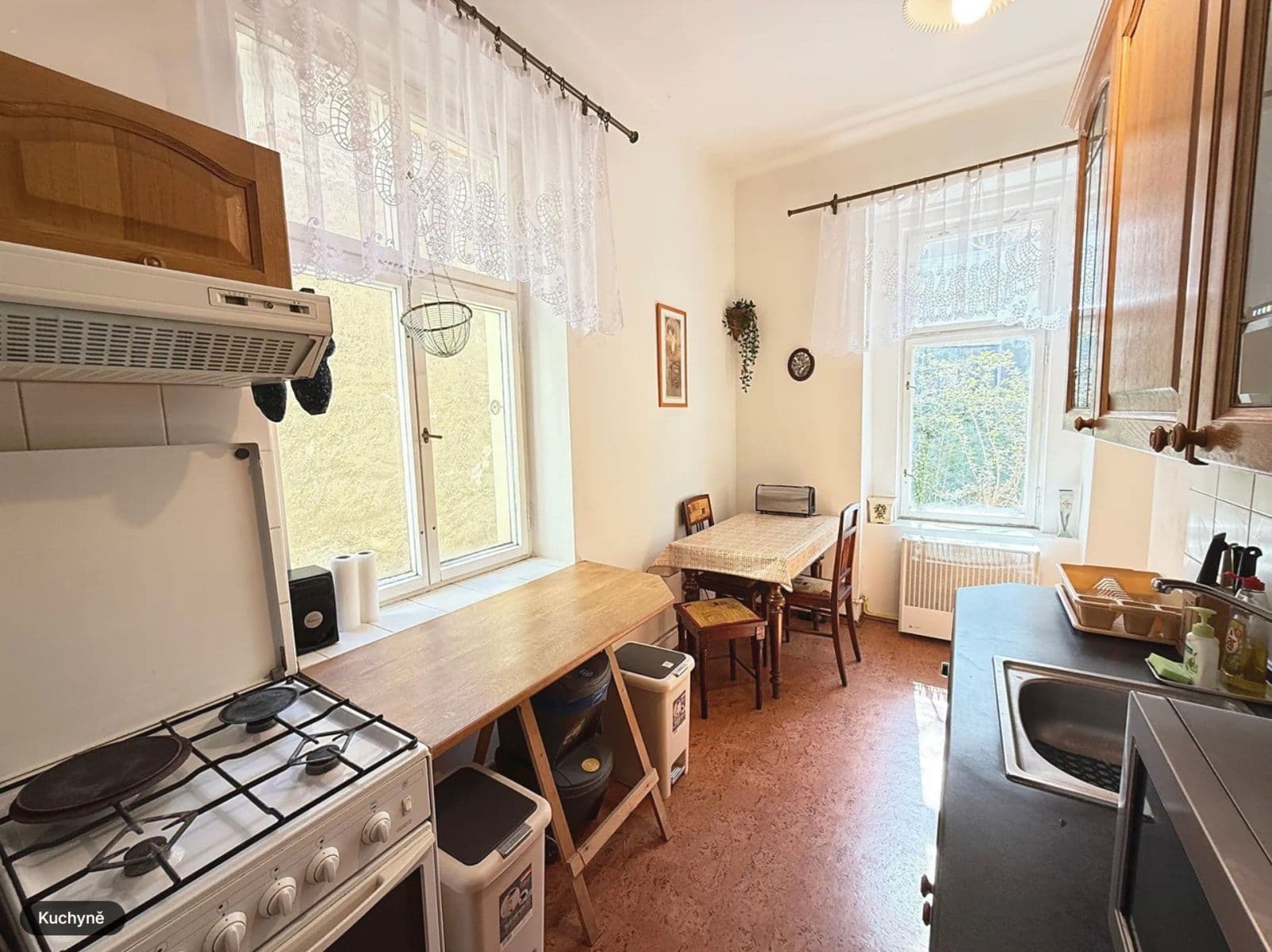 Prodej bytu 3+1 84 m², Husitská, Praha, Praha Prodej bytu 3+1 84 m², Husitská, Praha, Praha
