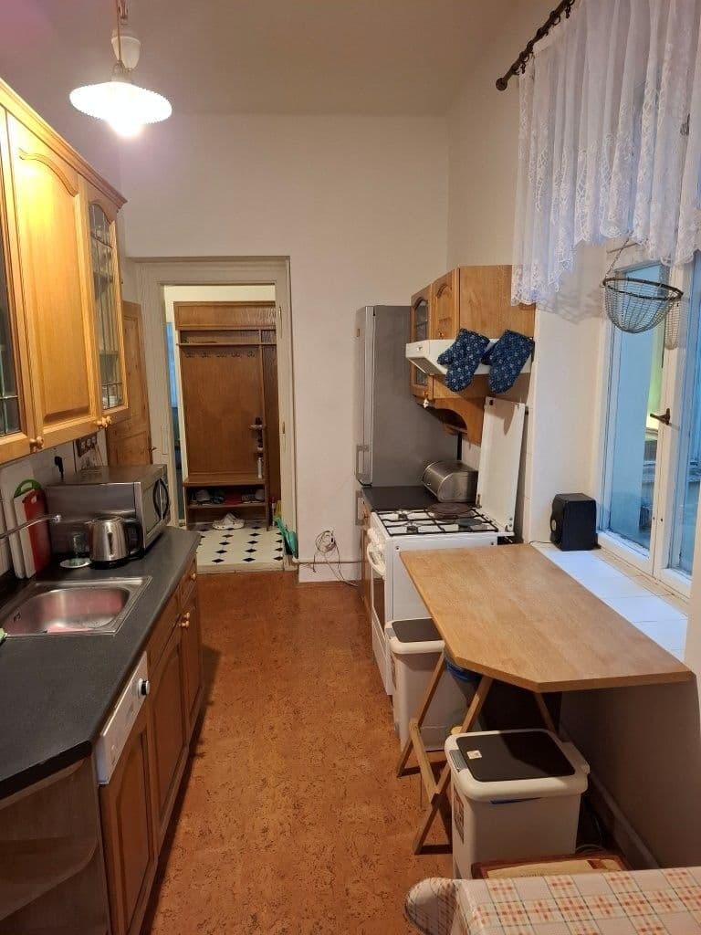 Prodej bytu 3+1 84 m², Husitská, Praha, Praha Prodej bytu 3+1 84 m², Husitská, Praha, Praha