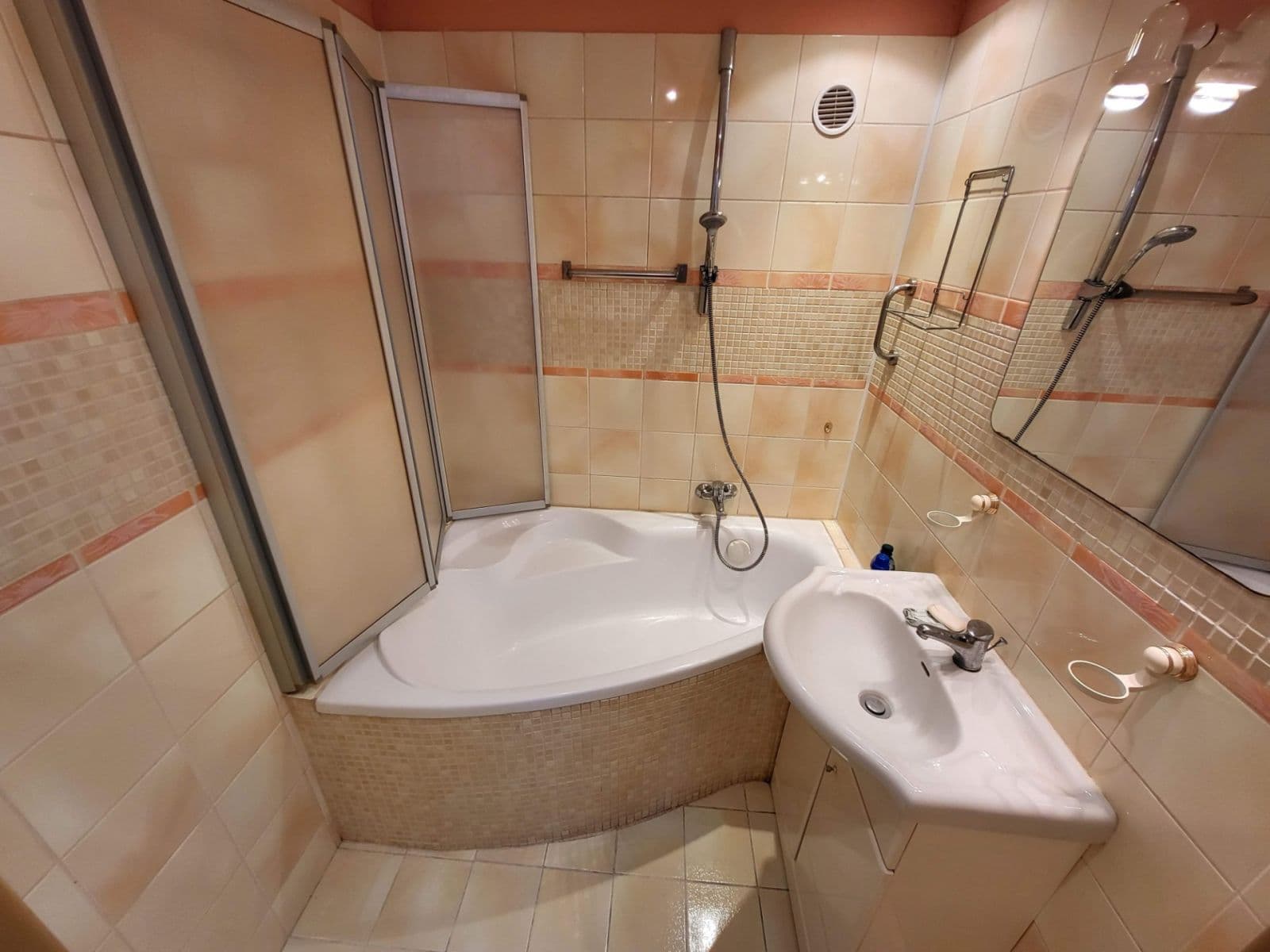 Prodej bytu 2+1 57 m², Obránců míru, Třebíč, Kraj Vysočina Prodej bytu 2+1 57 m², Obránců míru, Třebíč, Kraj Vysočina