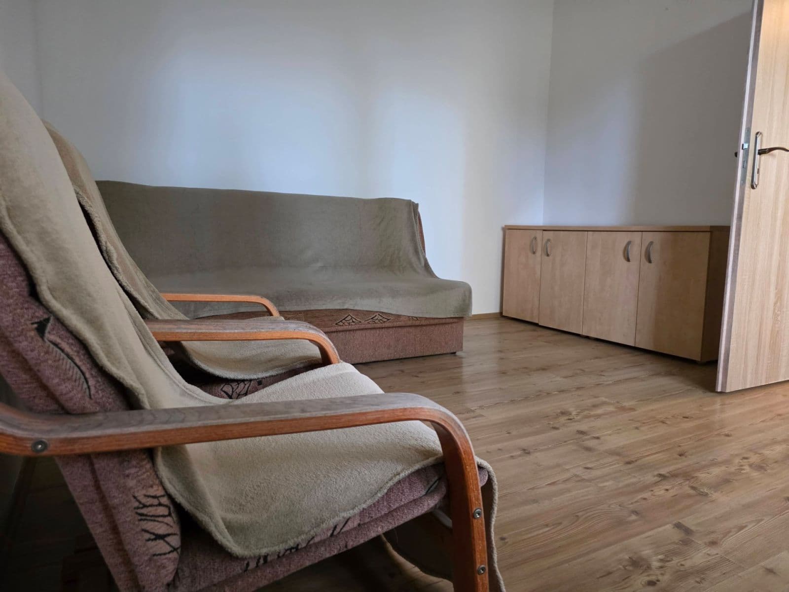 Prodej bytu 2+1 57 m², Obránců míru, Třebíč, Kraj Vysočina Prodej bytu 2+1 57 m², Obránců míru, Třebíč, Kraj Vysočina