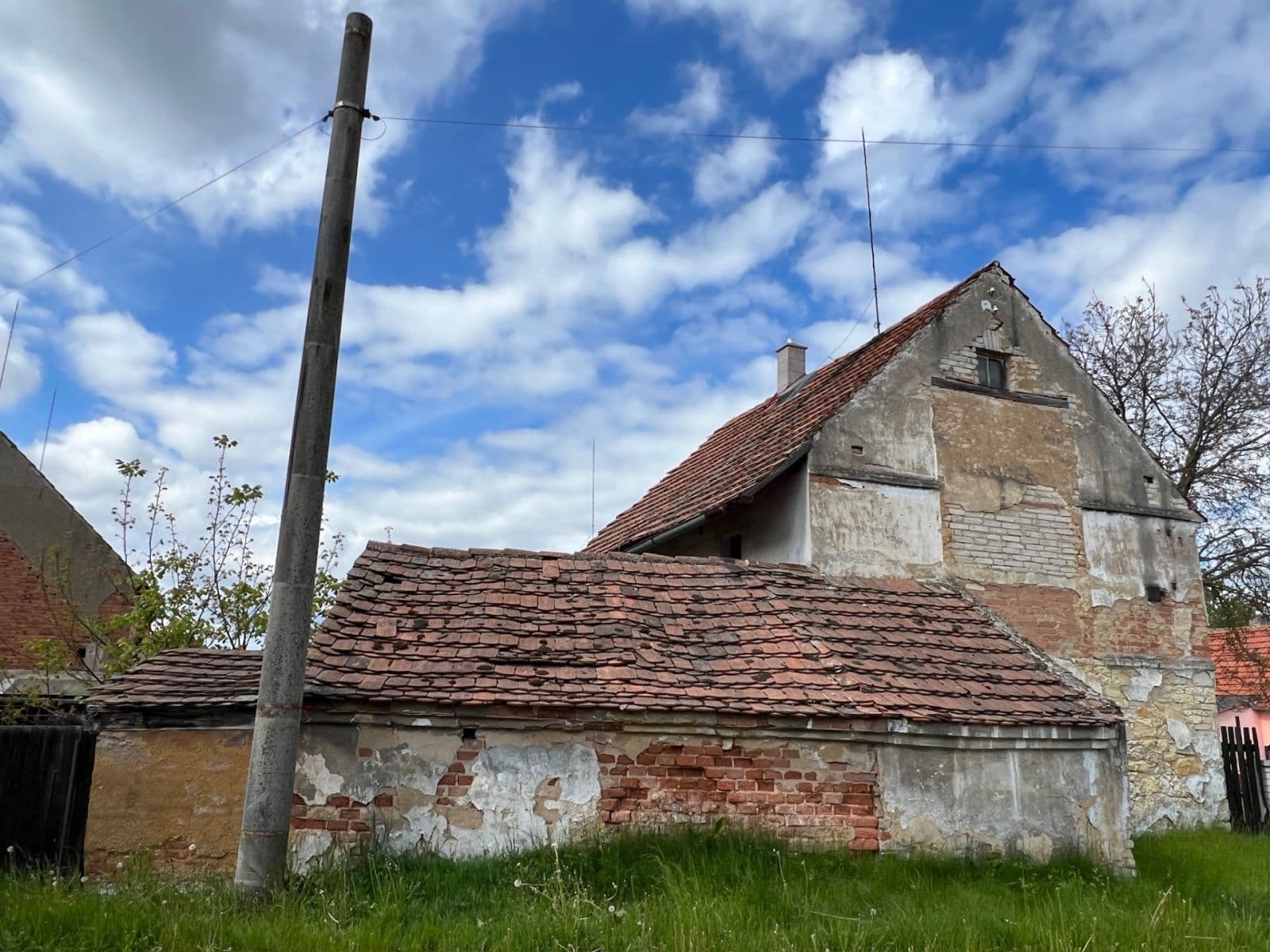 Prodej domu 128 m², pozemek 643 m², Svojetín, Středočeský kraj Prodej domu 128 m², pozemek 643 m², Svojetín, Středočeský kraj