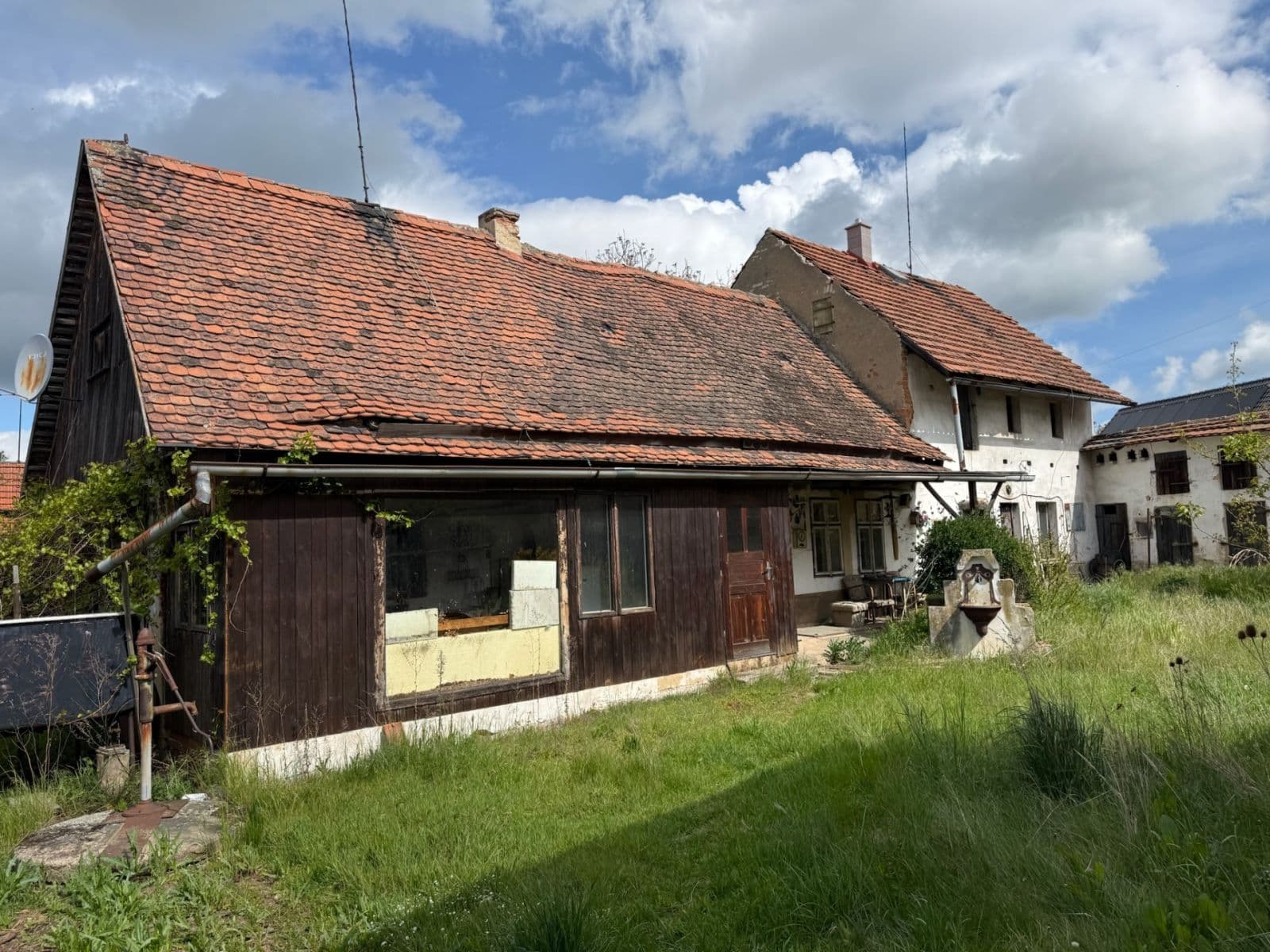Prodej domu 128 m², pozemek 643 m², Svojetín, Středočeský kraj Prodej domu 128 m², pozemek 643 m², Svojetín, Středočeský kraj