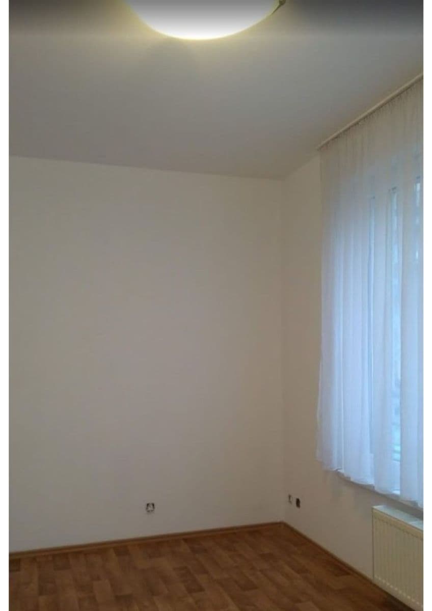 Pronájem bytu 2+kk 38 m², Sazovická, Praha, Praha Pronájem bytu 2+kk 38 m², Sazovická, Praha, Praha