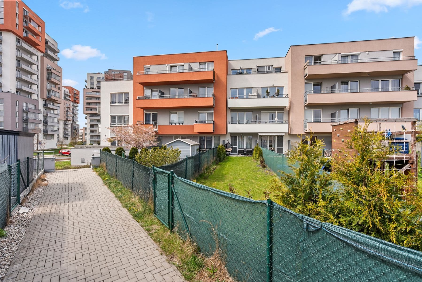 Prodej bytu 3+kk 87 m², Hlučkova, Praha, Praha Prodej bytu 3+kk 87 m², Hlučkova, Praha, Praha