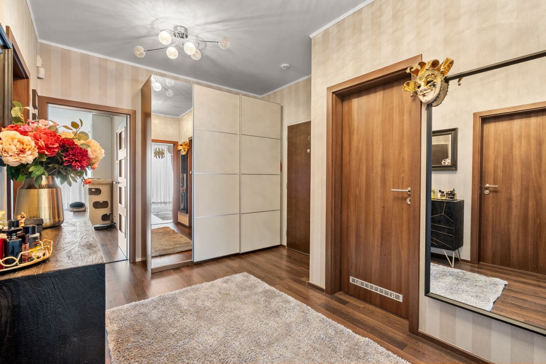 Prodej bytu 3+kk 87 m², Hlučkova, Praha, Praha Prodej bytu 3+kk 87 m², Hlučkova, Praha, Praha